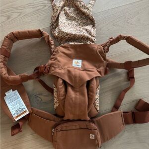 Limited-Edition Ergobaby x Doen Omni 360 Carrier all-in-one